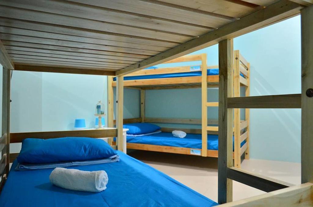 Tree House Inn Puerto Princesa Rom bilde